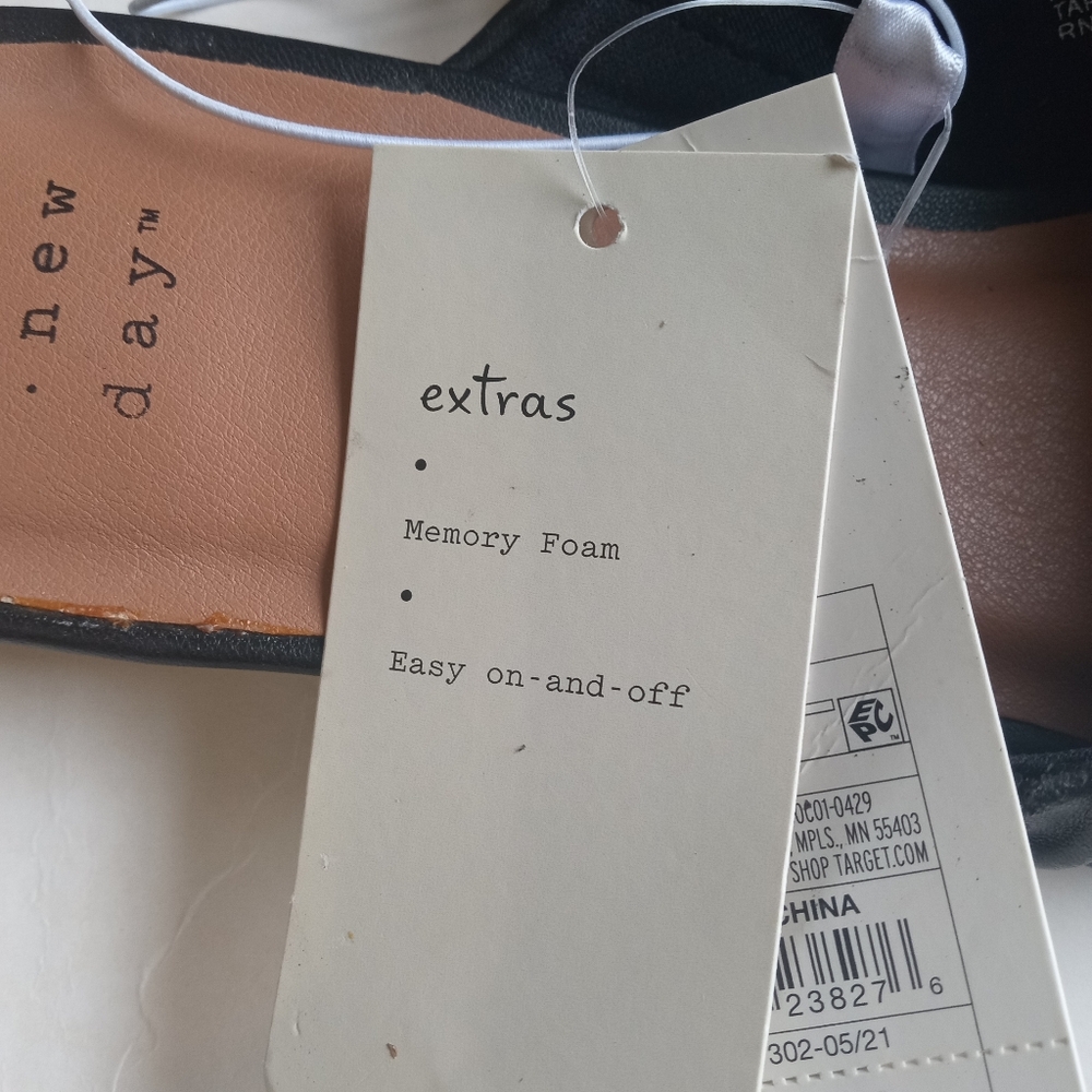 A New Day Elle Slip On Memory Foam Black Mules NWT - Picture 8 of 8